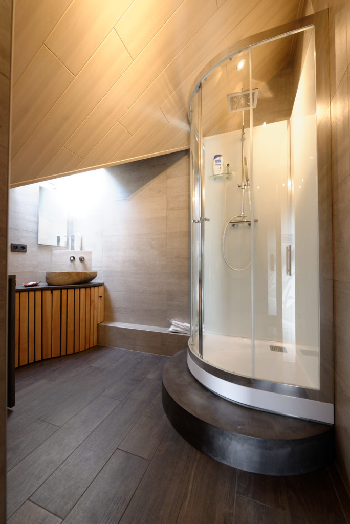 Photo de la salle de bain Gîte La Nouchettière La Roche-en-Ardenne